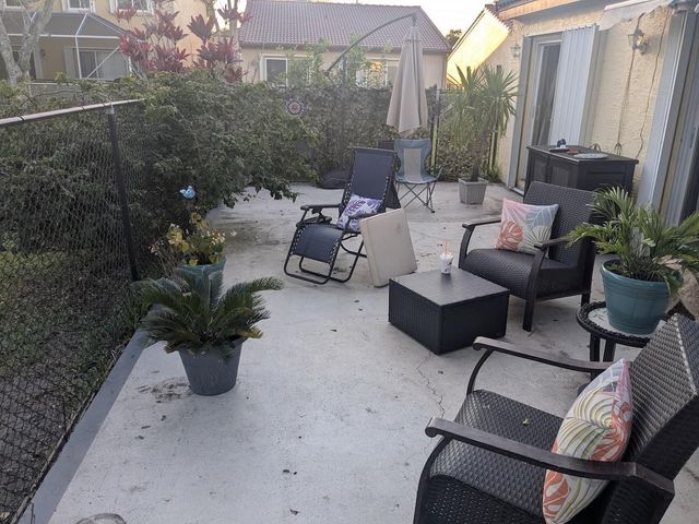 4348 NW 1st Drive, Deerfield Beach, FL 33442