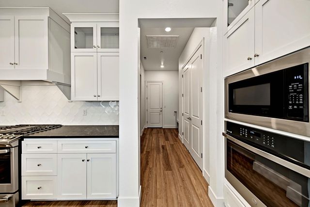 1925 Carmel Ranch Cir, Oakdale, CA 95361