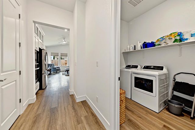 1925 Carmel Ranch Cir, Oakdale, CA 95361