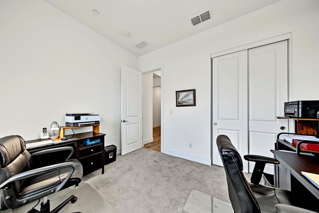 1925 Carmel Ranch Cir, Oakdale, CA 95361