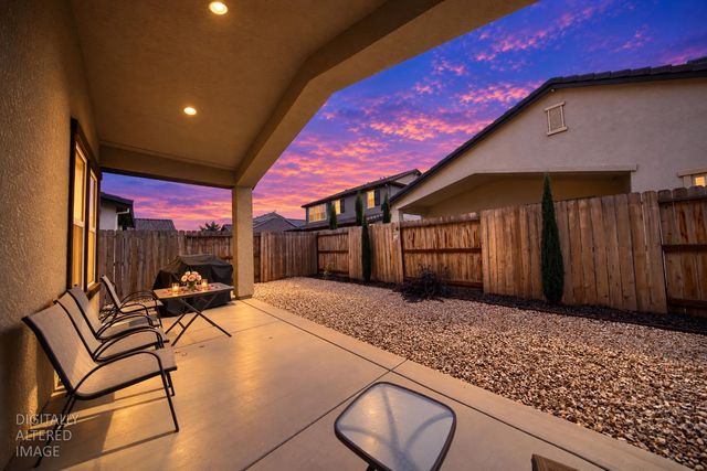 1925 Carmel Ranch Cir, Oakdale, CA 95361