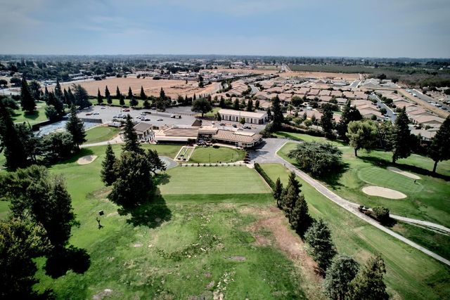 1925 Carmel Ranch Cir, Oakdale, CA 95361