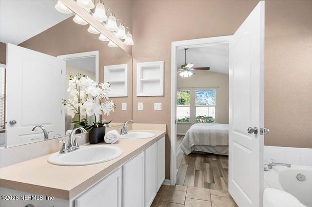 10173 RISING MIST Lane, Jacksonville, FL 32221