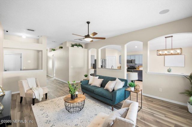 10173 RISING MIST Lane, Jacksonville, FL 32221