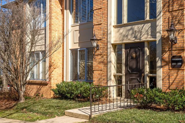 4487 Post Pl Apt 165, Nashville, TN 37205