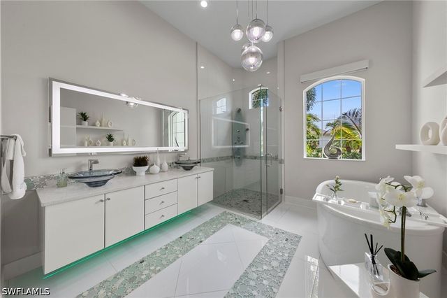 17256 Hidden Estates CIR, Fort Myers, FL 33908