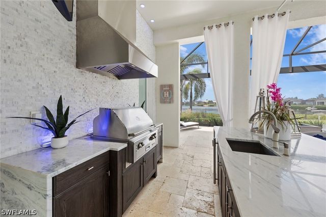 17256 Hidden Estates CIR, Fort Myers, FL 33908