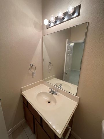 1755 Nichole Woods Drive, Houston, TX 77047