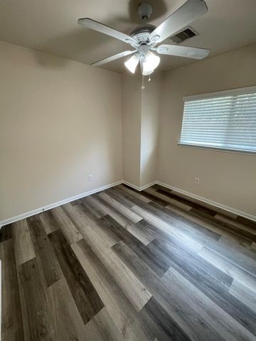 1755 Nichole Woods Drive, Houston, TX 77047