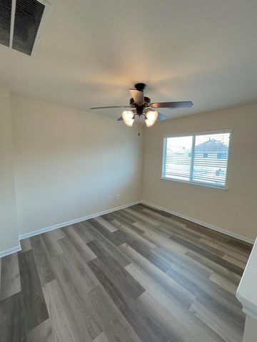 1755 Nichole Woods Drive, Houston, TX 77047
