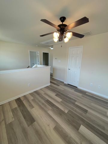 1755 Nichole Woods Drive, Houston, TX 77047
