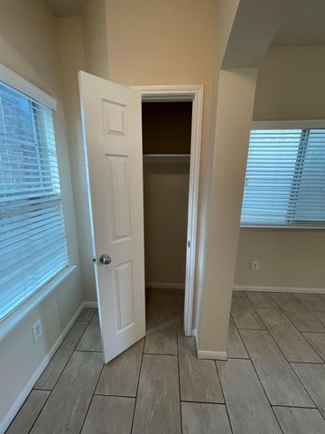 1755 Nichole Woods Drive, Houston, TX 77047