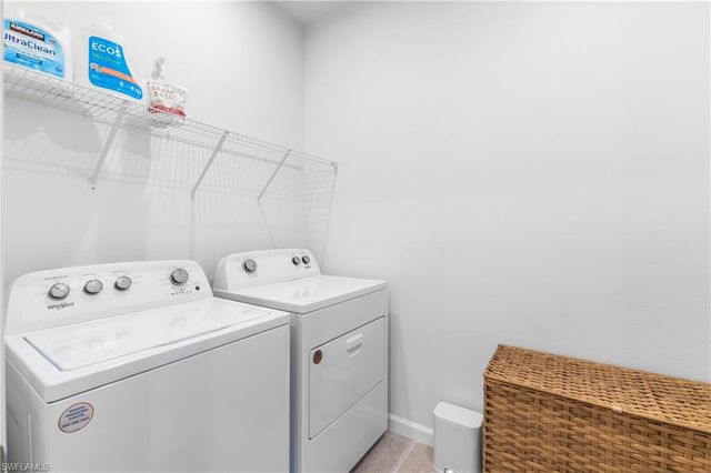 10313 Bonavie Cove DR, Fort Myers, FL 33966