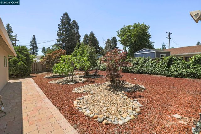 19 Mardock Ct, Pleasant Hill, CA 94523