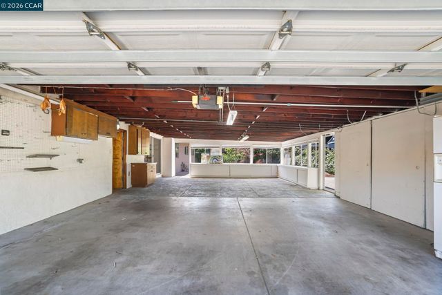 19 Mardock Ct, Pleasant Hill, CA 94523
