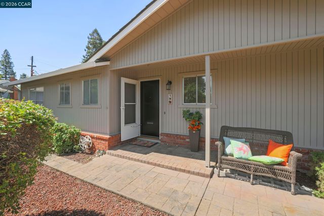 19 Mardock Ct, Pleasant Hill, CA 94523