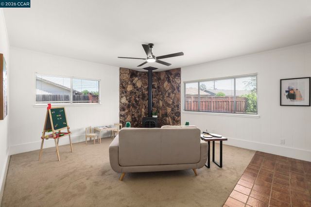 19 Mardock Ct, Pleasant Hill, CA 94523