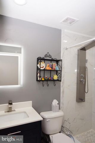 8 CROSS FALLS CIR, Sparks Glencoe, MD 21152