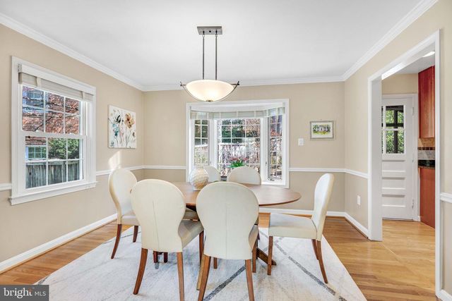 7515 CAYUGA AVE, Bethesda, MD 20817
