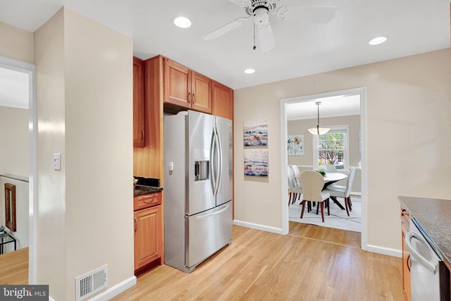 7515 CAYUGA AVE, Bethesda, MD 20817