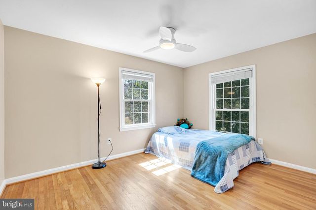 7515 CAYUGA AVE, Bethesda, MD 20817