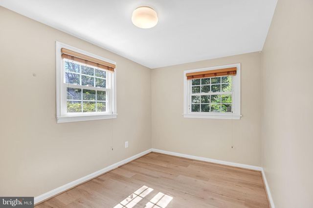 7515 CAYUGA AVE, Bethesda, MD 20817