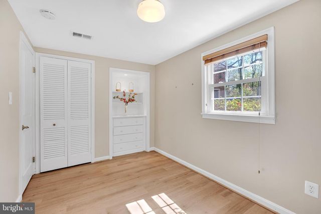7515 CAYUGA AVE, Bethesda, MD 20817