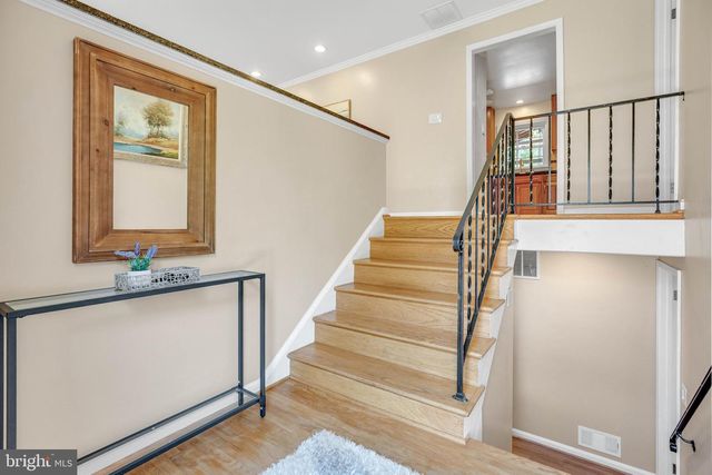 7515 CAYUGA AVE, Bethesda, MD 20817