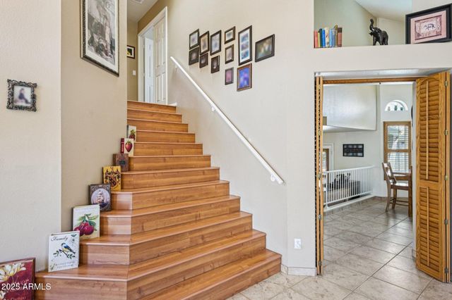 8362 W MICHELLE Drive, Peoria, AZ 85382