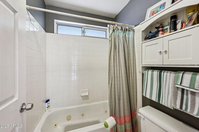 8362 W MICHELLE Drive, Peoria, AZ 85382