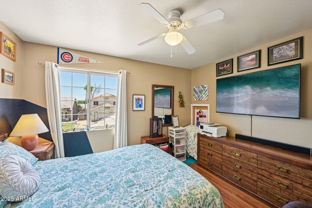 8362 W MICHELLE Drive, Peoria, AZ 85382