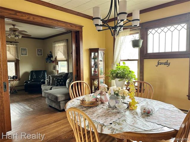 1083 S Van Buren Road, Reese, MI 48757