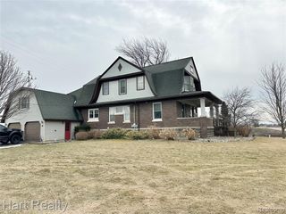 1083 S Van Buren Road, Reese, MI 48757