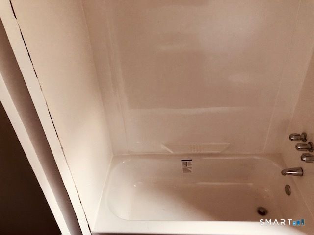 27 Blake Street, New Haven, CT 06511