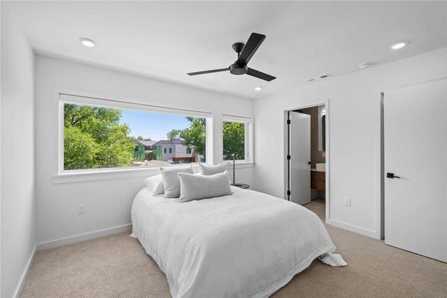 416 SE G Street, Bentonville, AR 72712