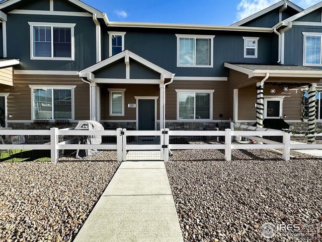 281 Oriole Way, Johnstown, CO 80534