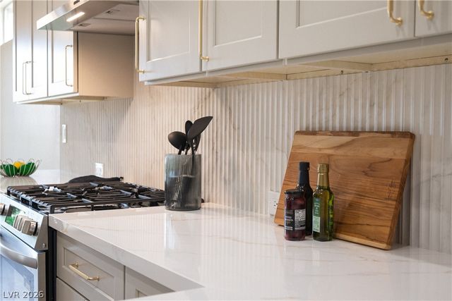 1977 High Mesa Drive, Henderson, NV 89012