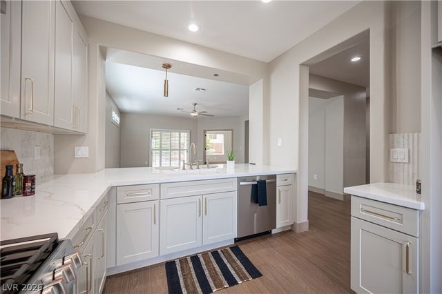 1977 High Mesa Drive, Henderson, NV 89012