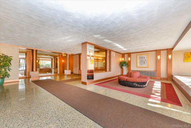 23-25 Bell Boulevard 6J, Bayside, NY 11360