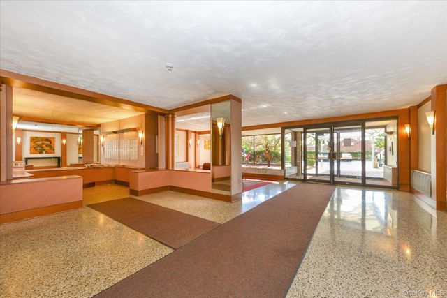 23-25 Bell Boulevard 6J, Bayside, NY 11360