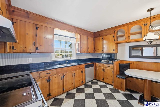 2218 N Douglas st, Florence, SC 29501