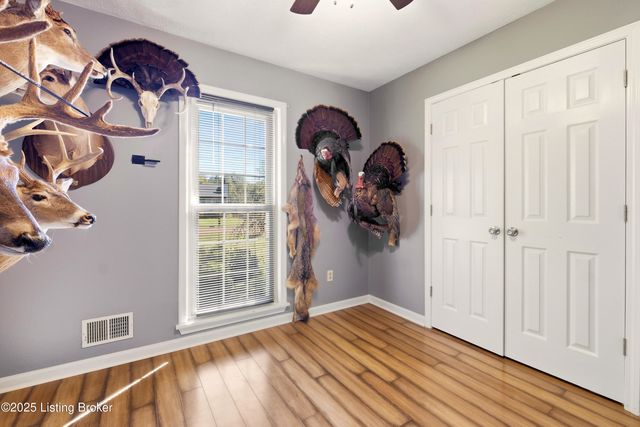 6905 Village Green Blvd, Pewee Valley, KY 40056