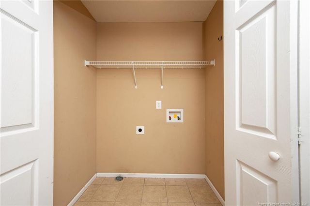 2931 Brookcrossing Drive, Fayetteville, NC 28306