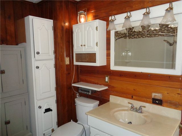 421 Jefferson Street, Elmira City, NY 14904