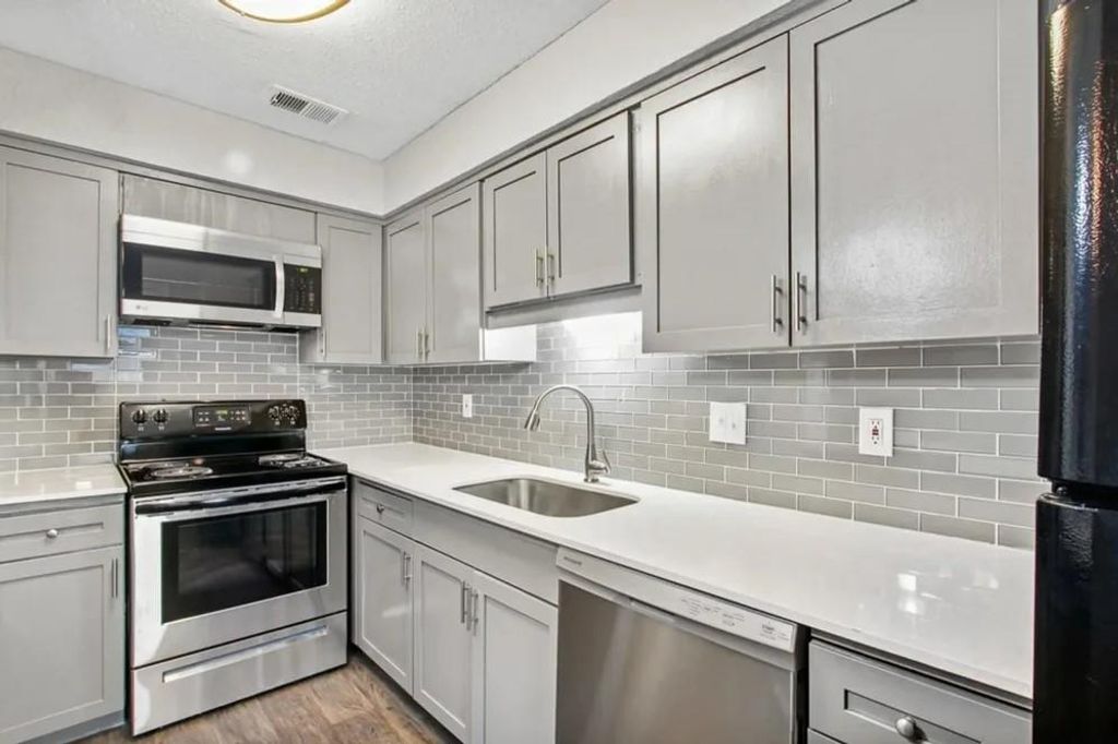 4401 Glenview Court 4541, North Richland Hills, TX 76180