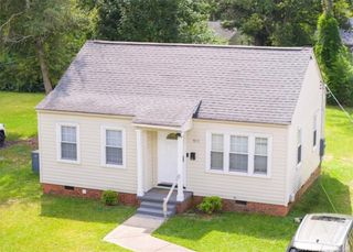 915 Anarine Road, Fayetteville, NC 28303