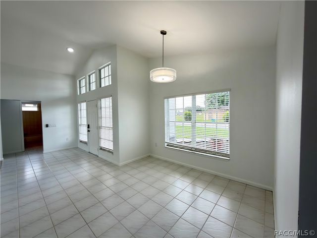 1078 S Softwind Loop, Lecanto, FL 34461