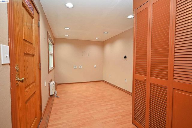 4199 Seven Hills Rd, Castro Valley, CA 94546