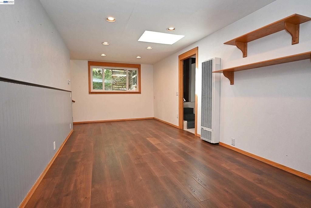 Image 28 of property listing at 4199 Seven Hills Rd, Castro Valley, CA 94546