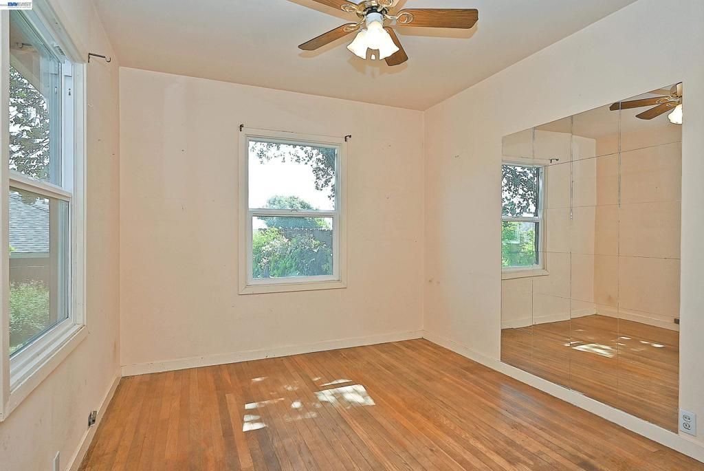 Image 37 of property listing at 4199 Seven Hills Rd, Castro Valley, CA 94546